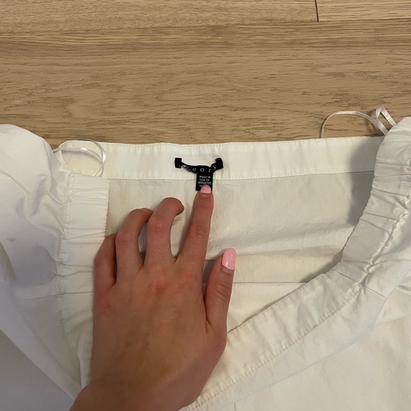 Theory off the shoulder top - Picture 3 of 5